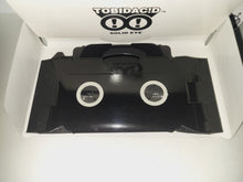 Load image into Gallery viewer, Solid Eye Tobidac!d - toy action figure gadgets