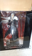 Load image into Gallery viewer, Final Fantasy VII Remake set of 3 figures
toy action figure model
