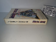 Load image into Gallery viewer, Metal Gear - Nintendo Fc Famicom