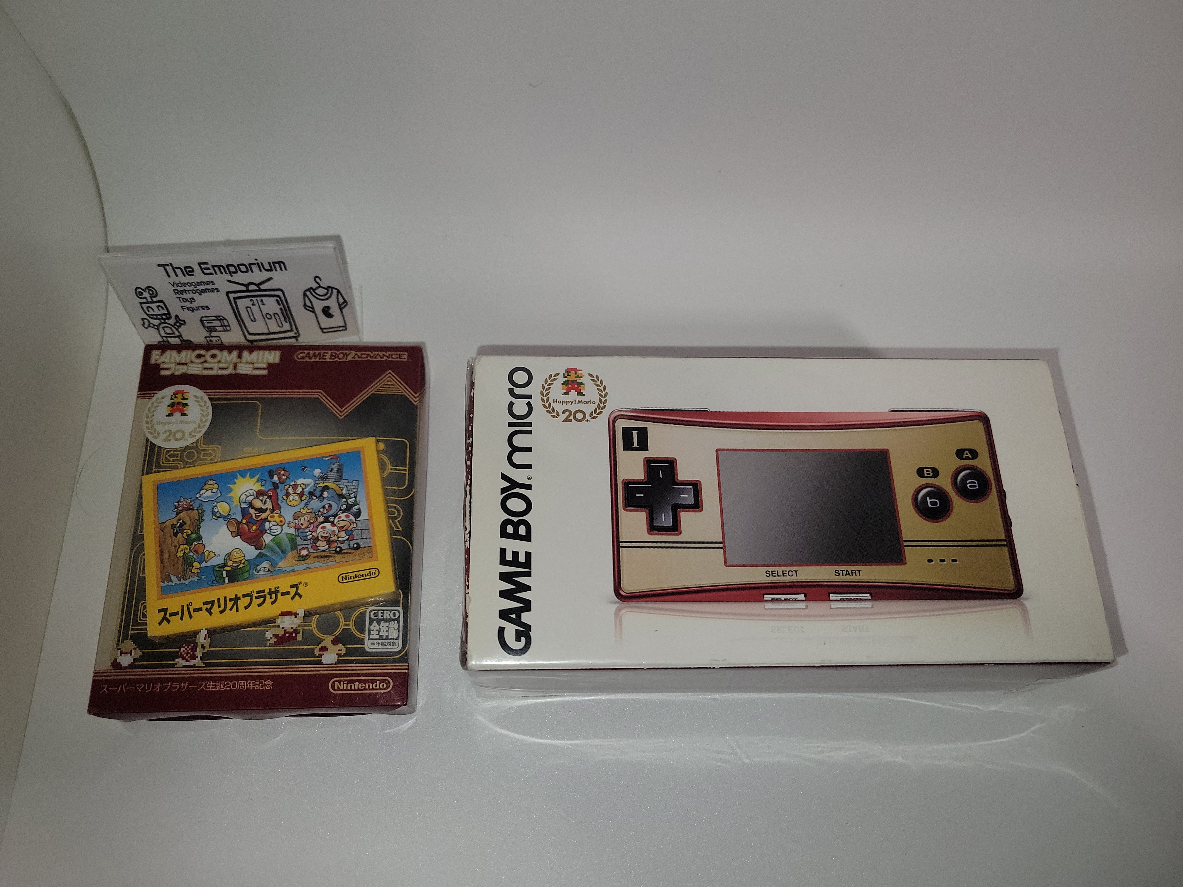 Janice Steward med uret Game Boy Micro Console - Famicom Version - Nintendo GBA GameBoy Advanc –  The Emporium RetroGames and Toys