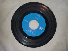 Load image into Gallery viewer, Derringer / Mariko Tone / Cat's Eye Vinyl Record - japanese original soundtrack japan vinyl disc LP