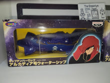 Load image into Gallery viewer, Captain Harlock Water Ships set of 2 pieces - toy action figure gadgets