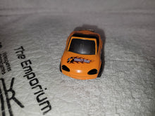 Lade das Bild in den Galerie-Viewer, Choro Q Crazy Taxi AXEL 01 Auto - Spielzeug-Actionfigur-Modell