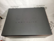 Lade das Bild in den Galerie-Viewer, LEFT ALIVE Ultimate Edition - Sony PlayStation 4 Japan