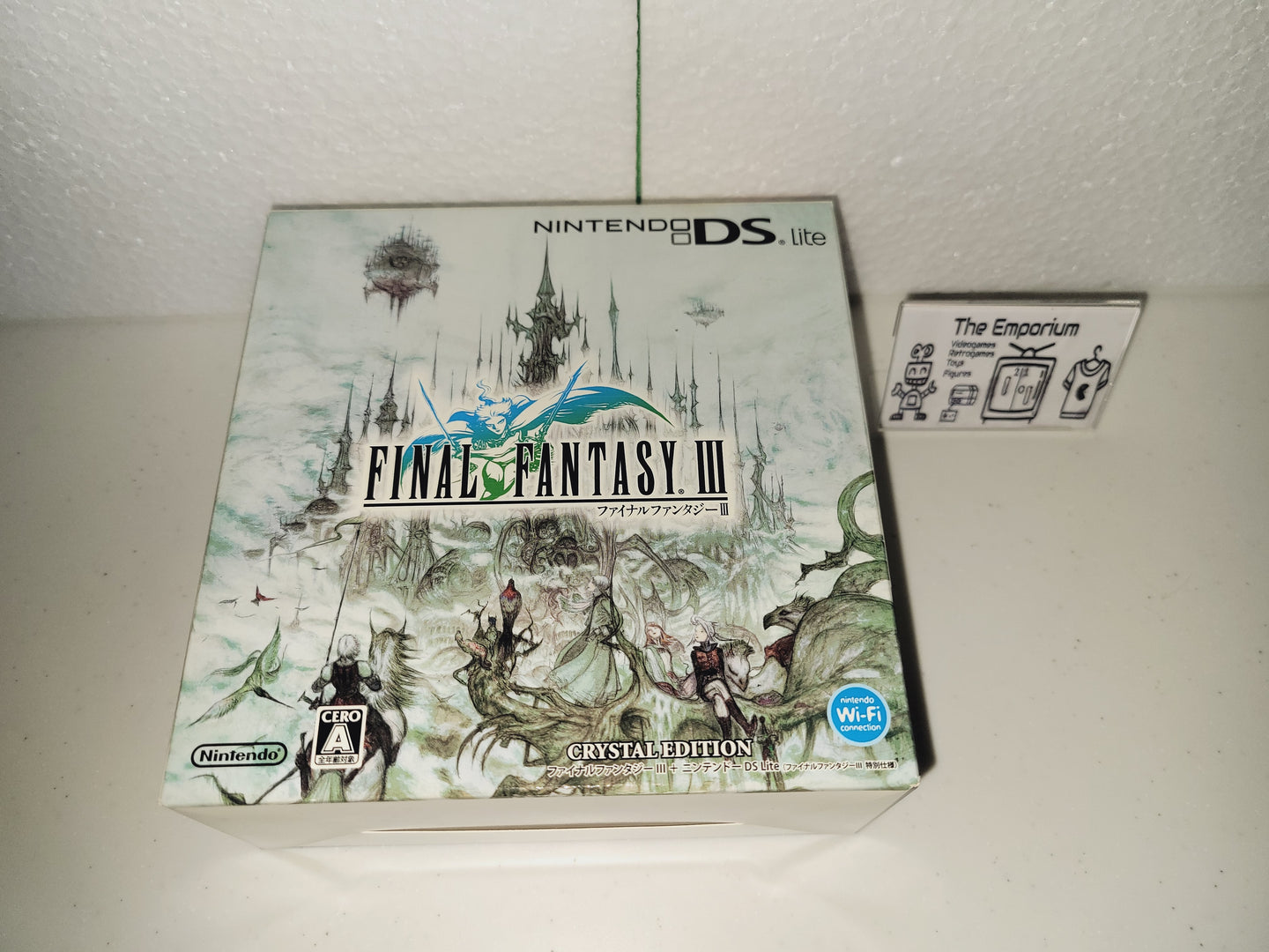 Nintendo DS Lite FINAL FANTASY III limited edition console
- nintendo ds nds  japan