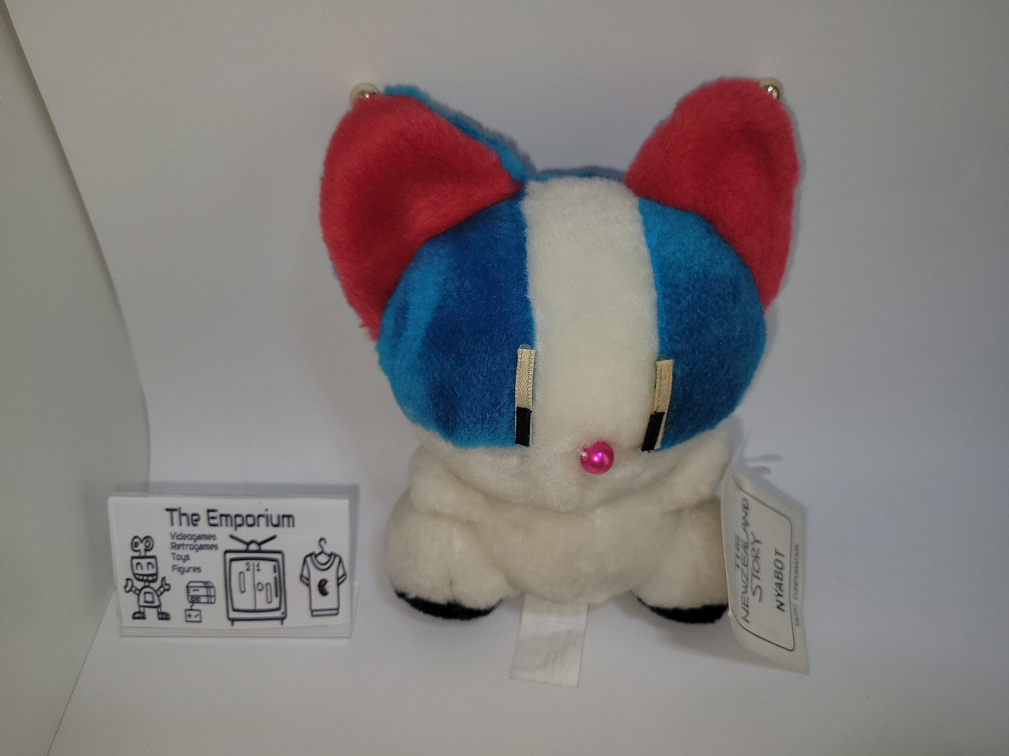 Nyabot from the Taito Heroes set by Brownie 1988 plush vintage toys - toy action figure gadgets