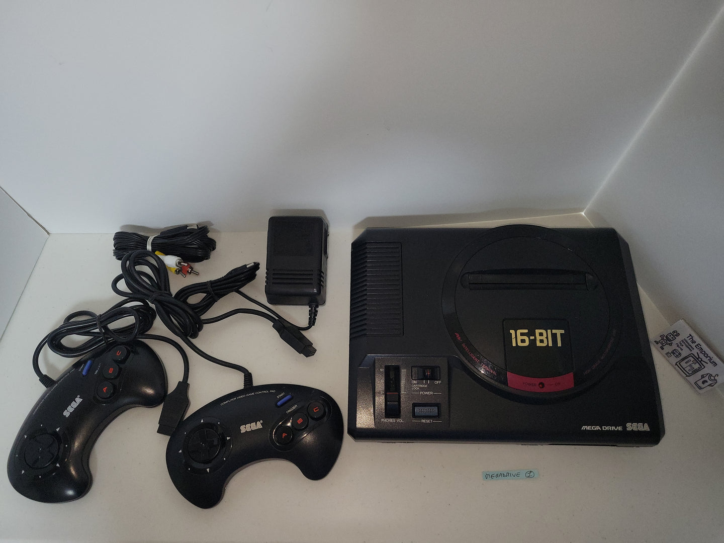 Lee - Sega MegaDrive Console - Sega MD MegaDrive