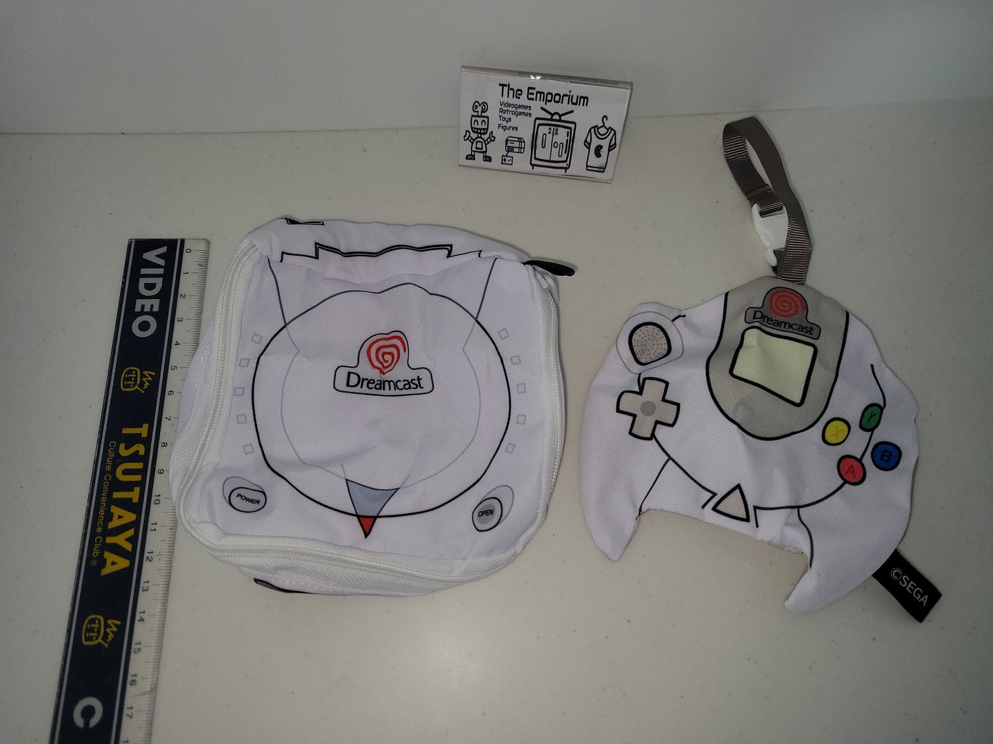 Sega Dreamcast - sega history collection pouch mini console series - toy action figure gadgets