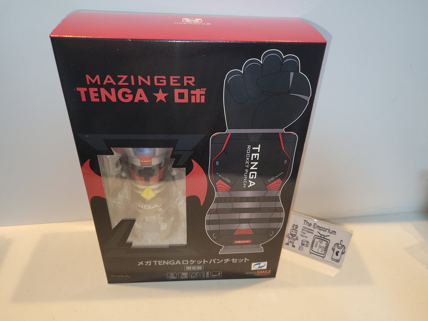 Good Smiles Tenga Robo x Mazinger Z Mazinger Tenga Robo Mega Tenga Rocket Punch Set [First Press Limited]  - toy action figure gadgets