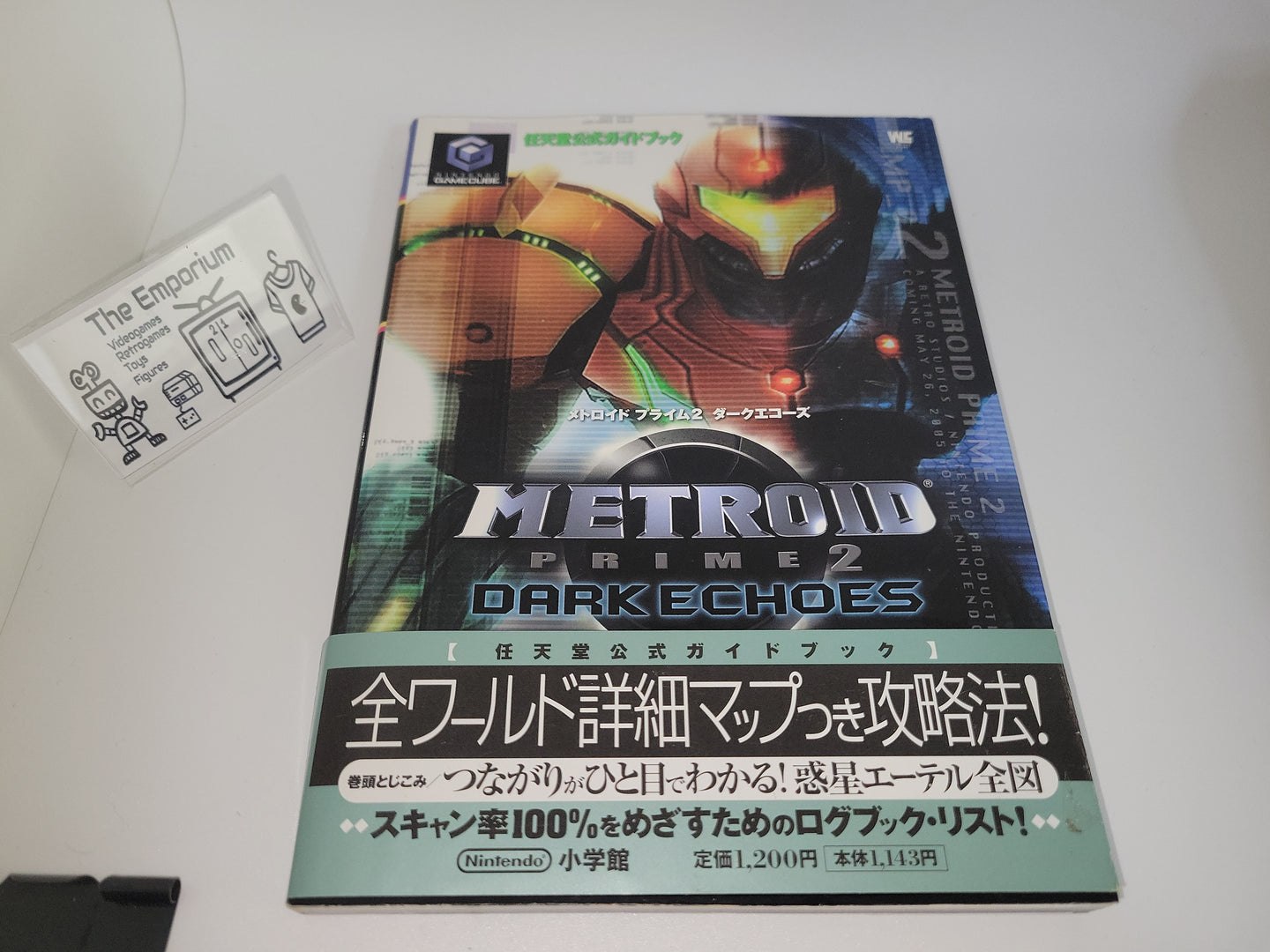 Metroid Prime 2 Dark Echoes guide book  - book