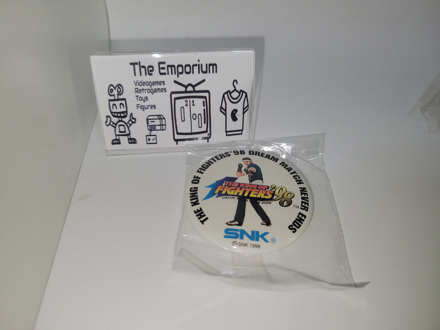 Snk Kof'98 PIN BADGE - toy action figure model