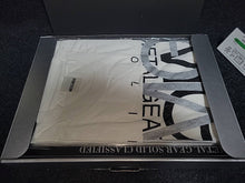 Load image into Gallery viewer, Metal Gear Solid [Premium Package] - Sony PS1 Playstation
