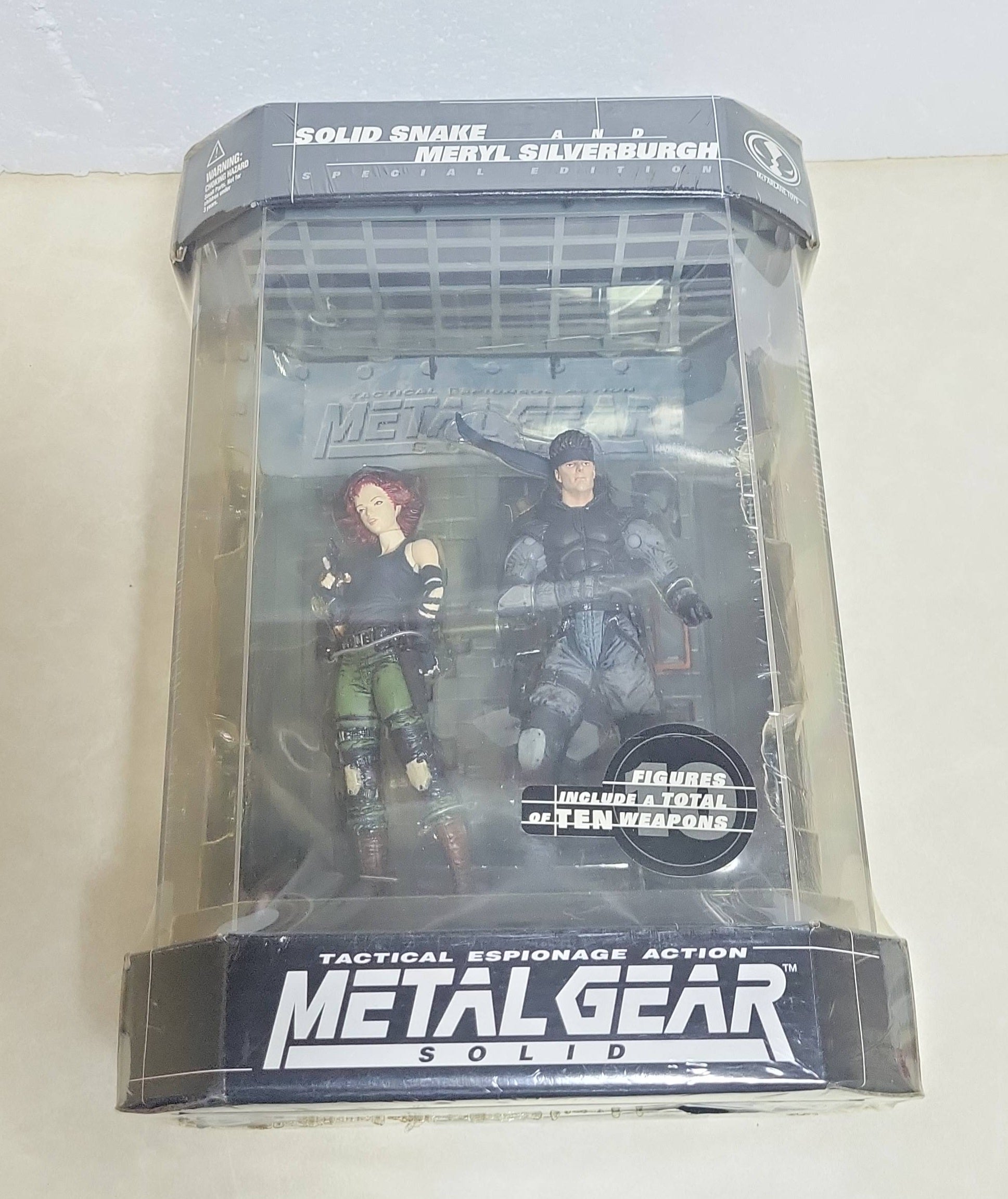 McFarlane Toys Figure Metal Gear Solid Snake Meryl + Weapons