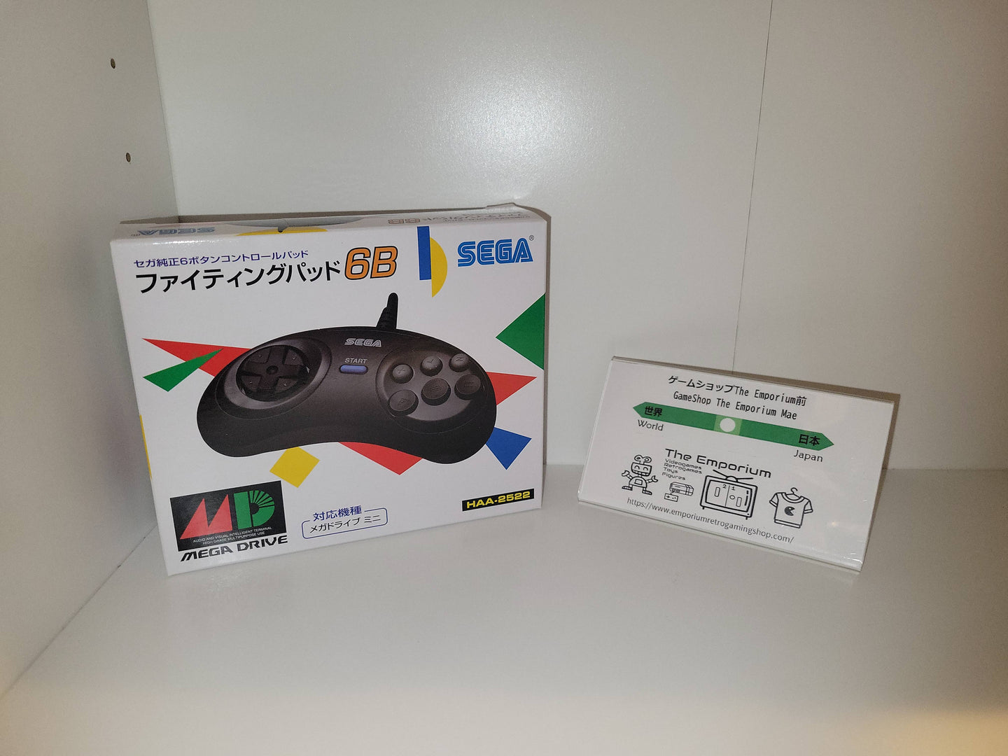 Sega Megadrive Mini New Style 6 Button controller - toy action figure gadgets