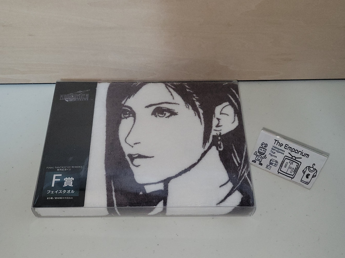 FINAL FANTASY VII remake tifa/Aerith towel - toy action figure model