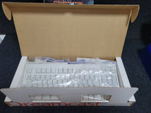 Load image into Gallery viewer, The Typing of the Dead [Keyboard Bundle Edition] - Sega dc Dreamcast
