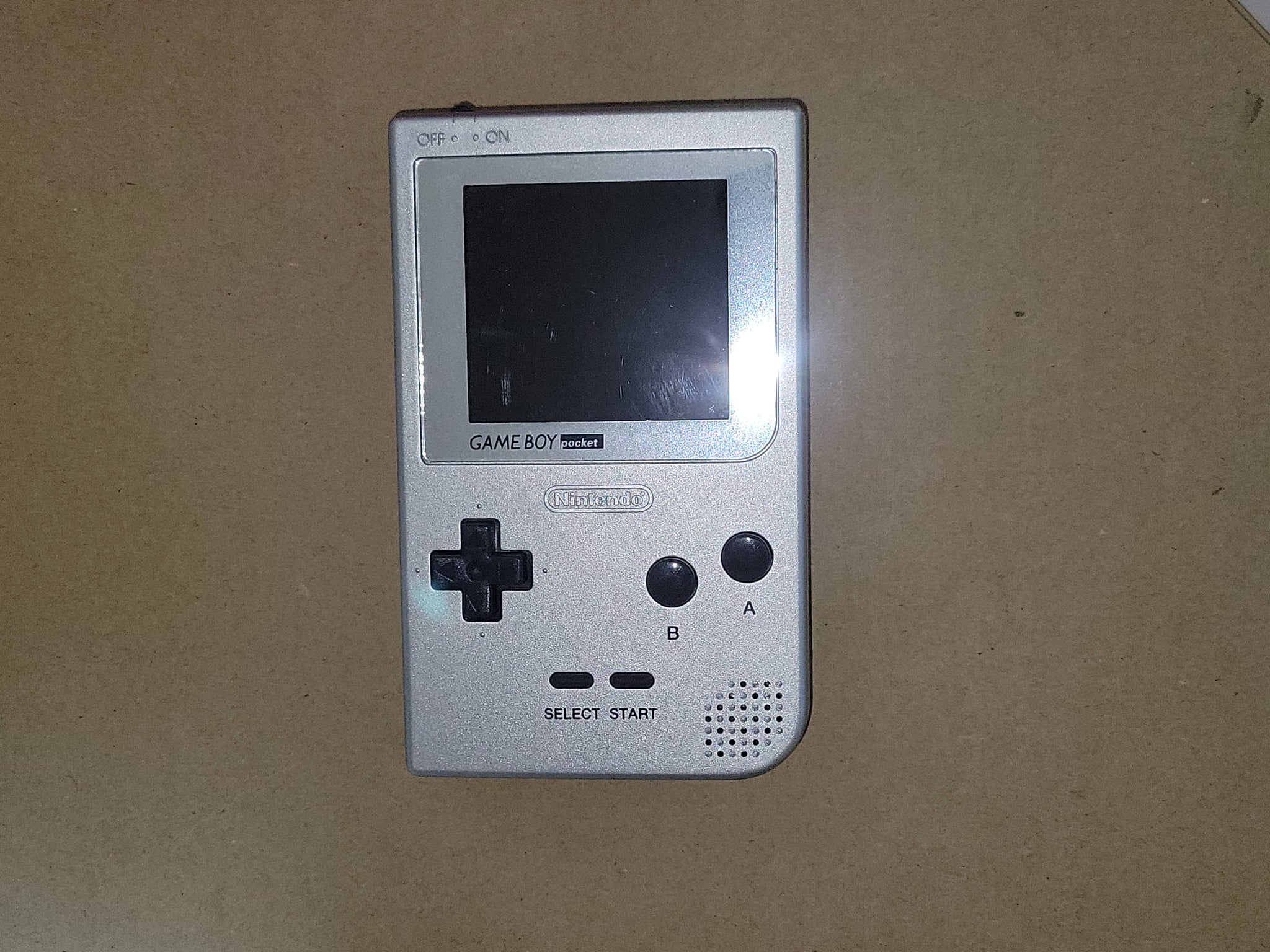 Gameboy Pocket Silver (with Backlight screen) - Nintendo GB
