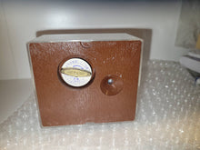 Load image into Gallery viewer, Music Box (Song: infants) "Resident Evil Code: Veronica" - toy action figure gadgets
