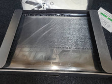 Load image into Gallery viewer, Metal Gear Solid [Premium Package] - Sony PS1 Playstation
