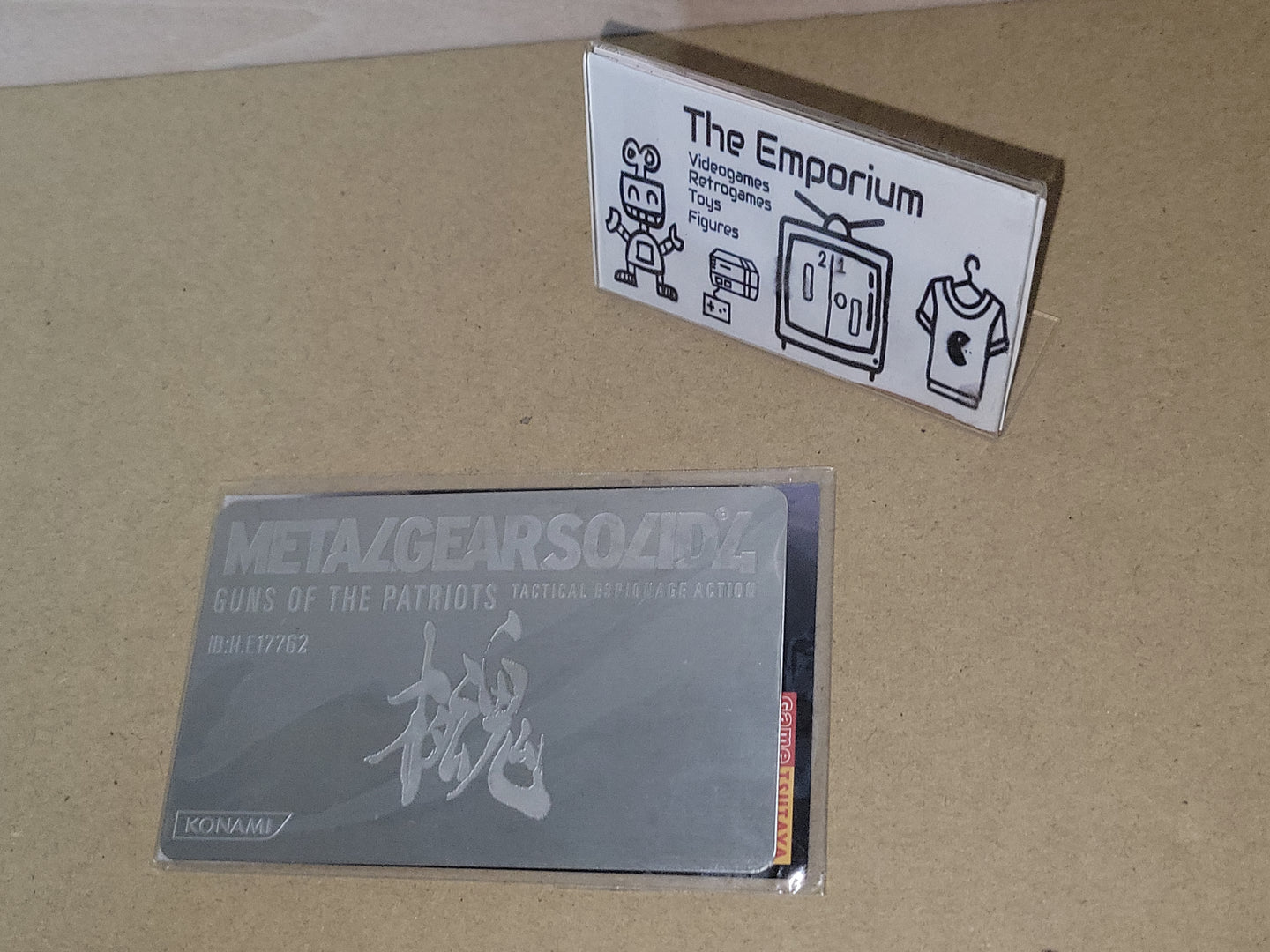 Metal Gear Solid 4 TSUTAYA exclusive metal card not for sale bonus preorder - toy action figure gadgets