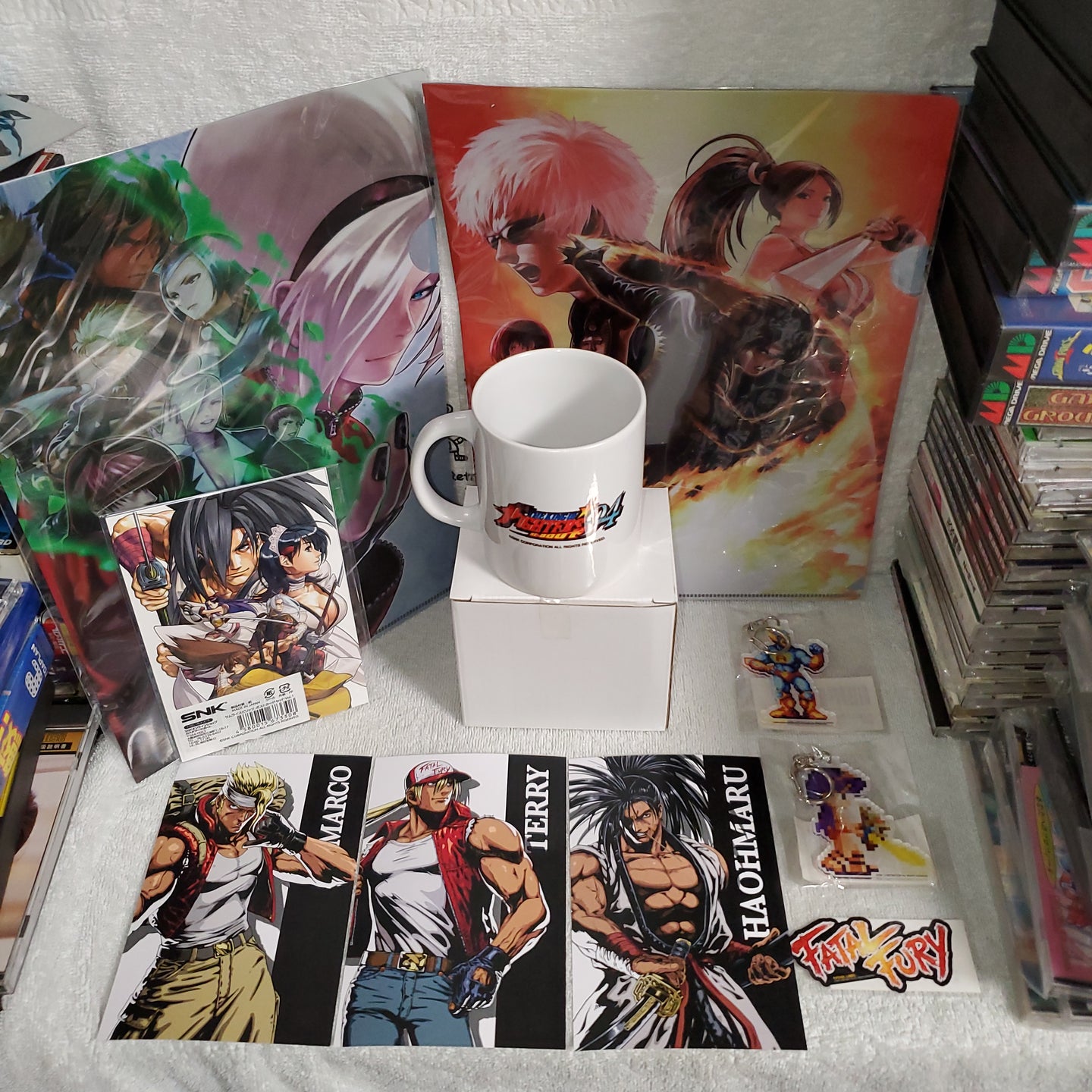 SNK gadgets mix - toy action figure model