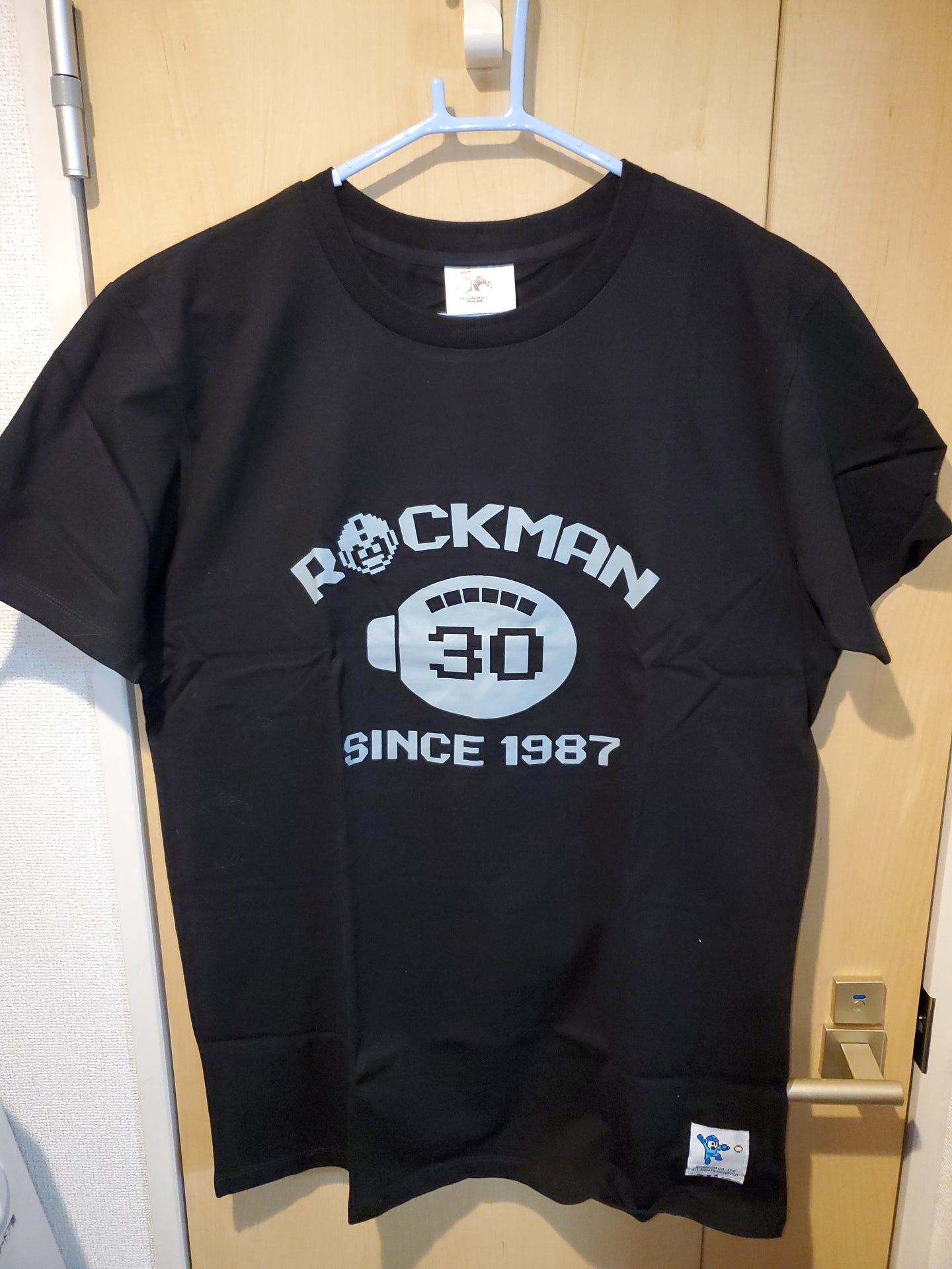 (size L - color black ) Rockman 30th anniversary t-shirt - t-shirt shirt dress  tshirt original