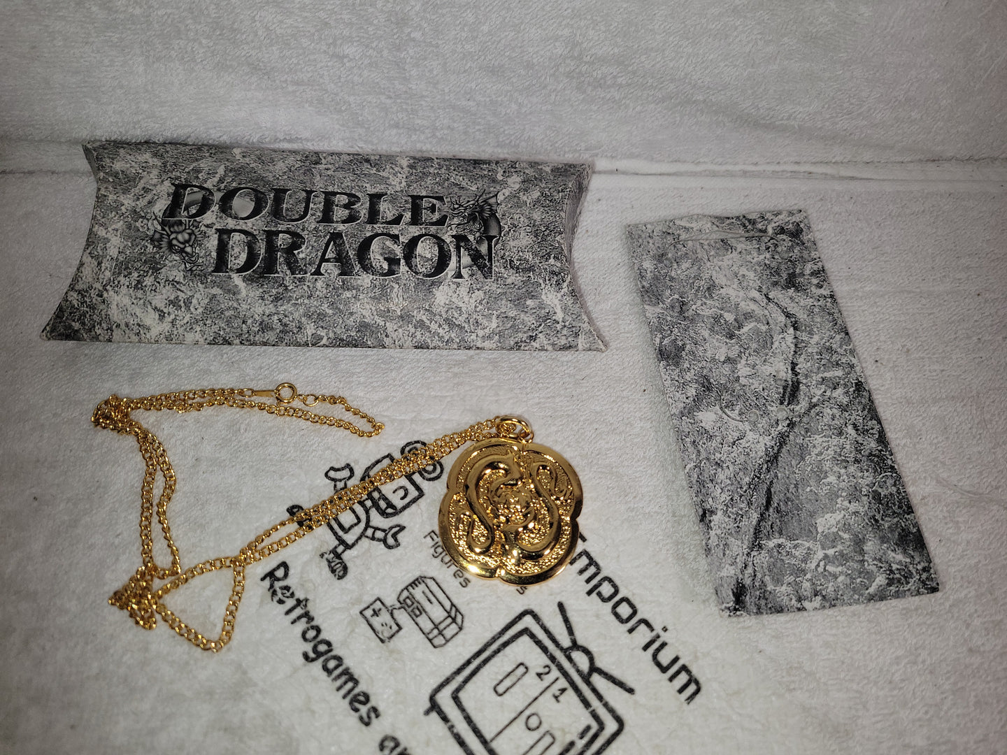 Double Dragon Technos original necklace - toy action figure model